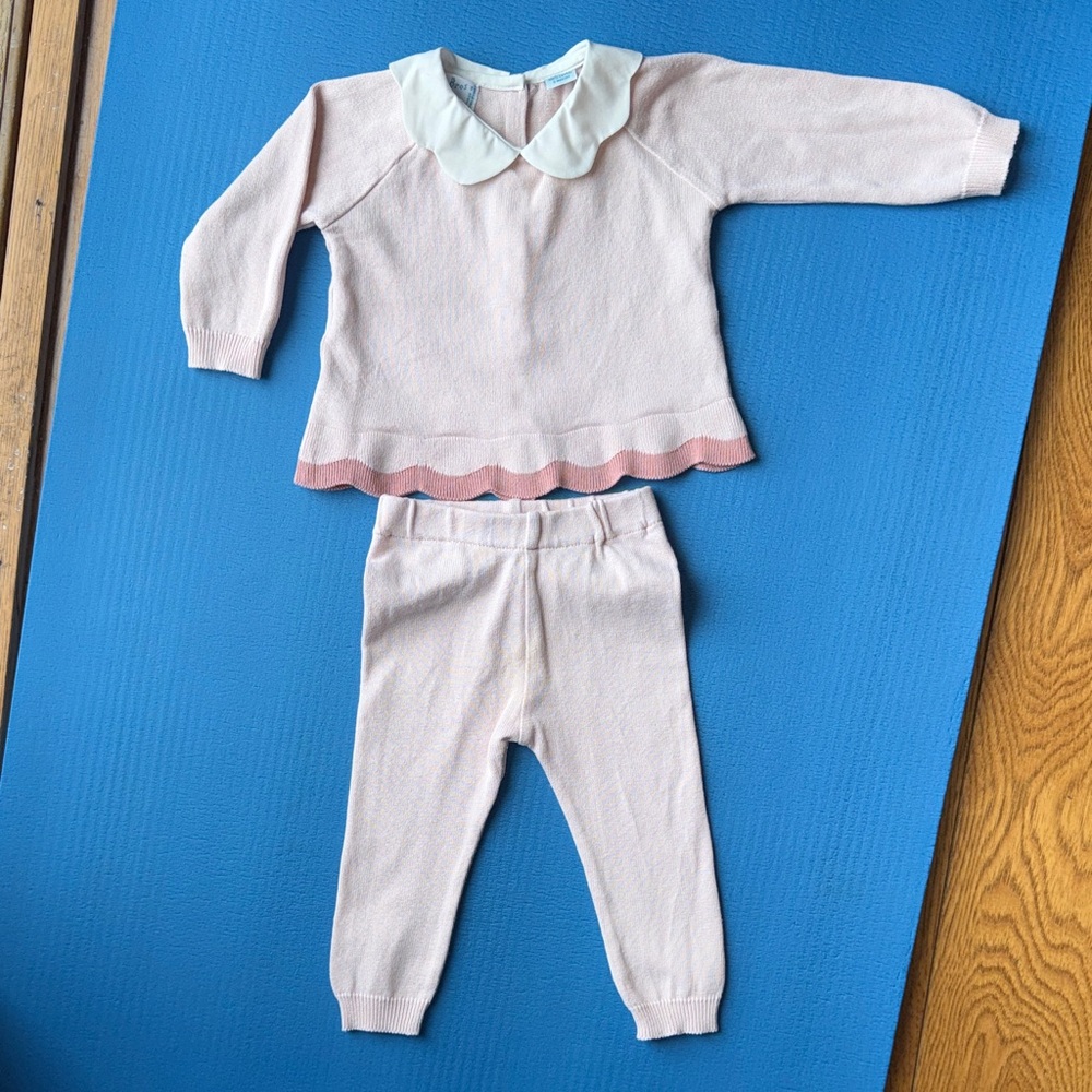 Feltman Brothers 2 piece knit pink set size 3 mos with scalloped collar and trim